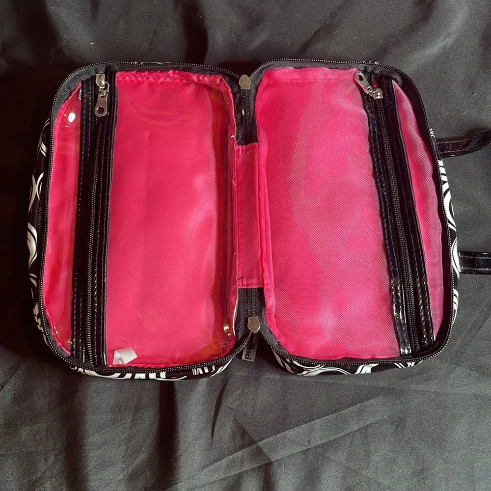 Scunci Makeup‎ Cosmetic Bag, Black/White Pattern